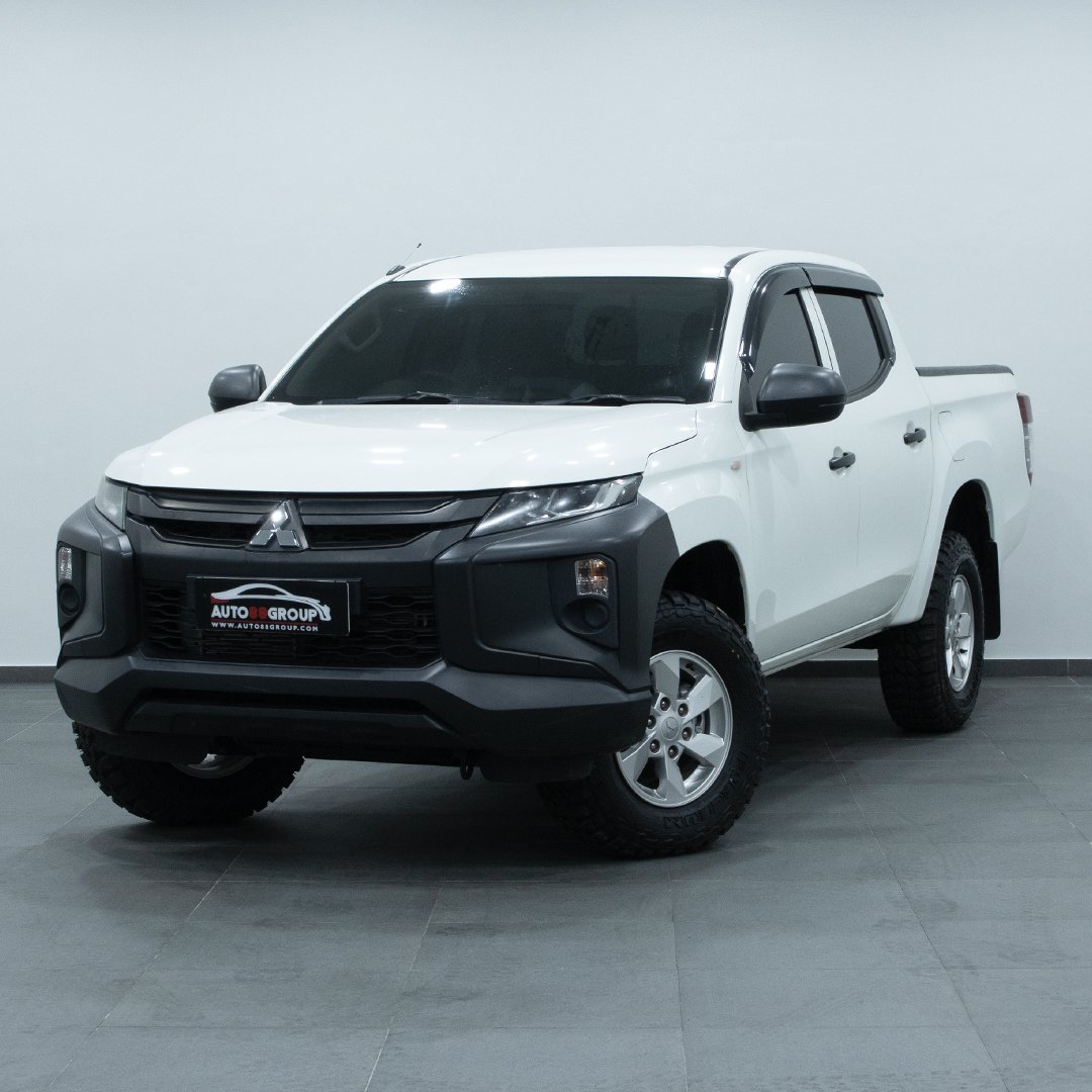 mitsubishi-new-triton-dc-hdx-double-cabin-2500-manual-double-cabin-4x4-diesel-white-2rows-2022-kt-8170-nz-2877