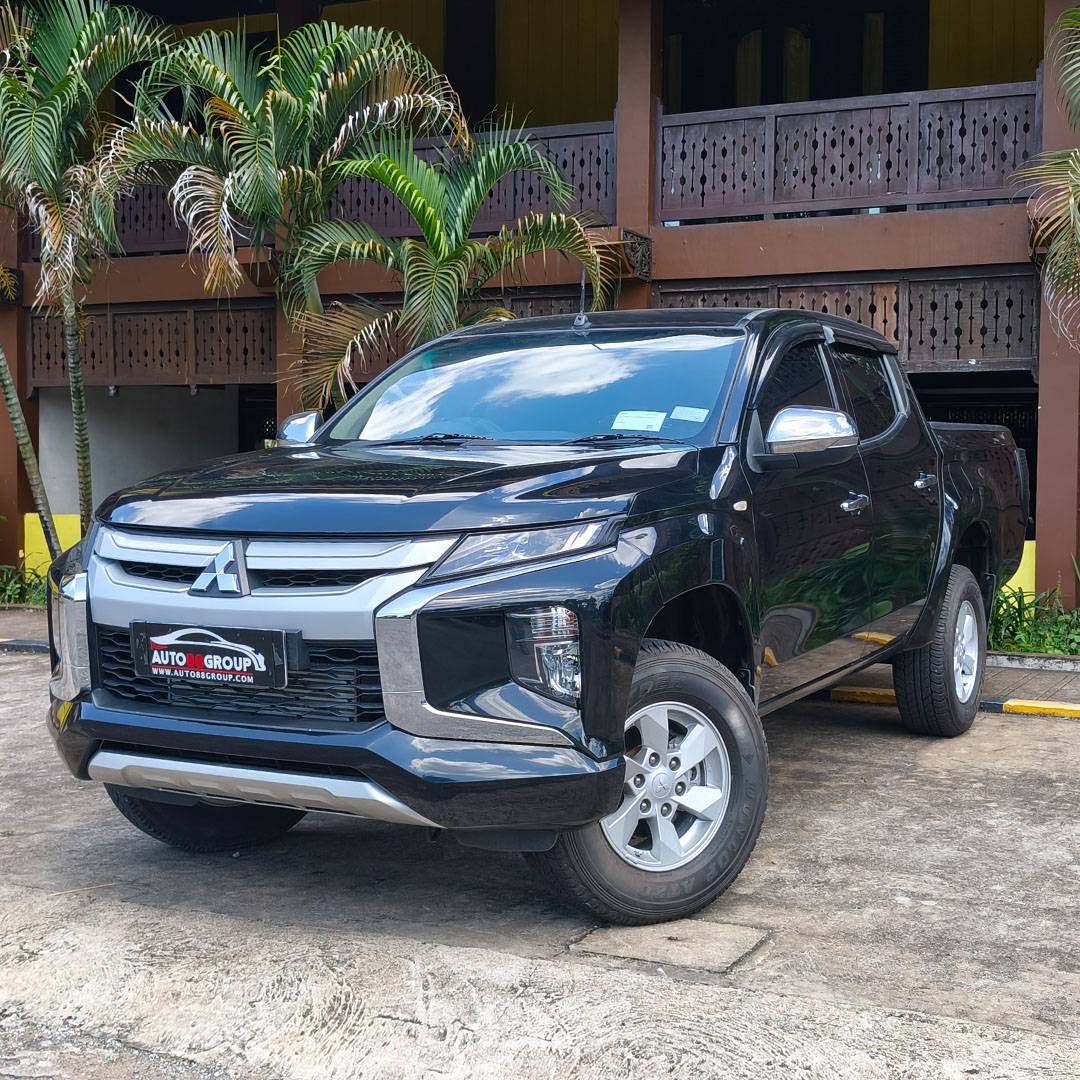 mitsubishi-new-triton-dc-gls-double-cabin-2500-manual-double-cabin-4x4-diesel-black-2rows-2021-bg-8755-bl-3157