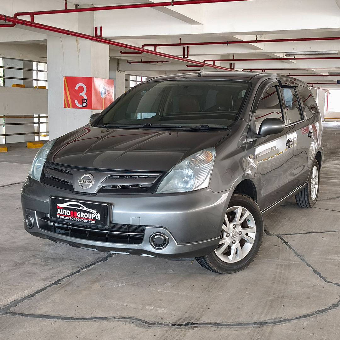 nissan-grand-livina-sv-mpv-1500-matic-4x2-premium-grey-3rows-2011-b-1722-nio-3272