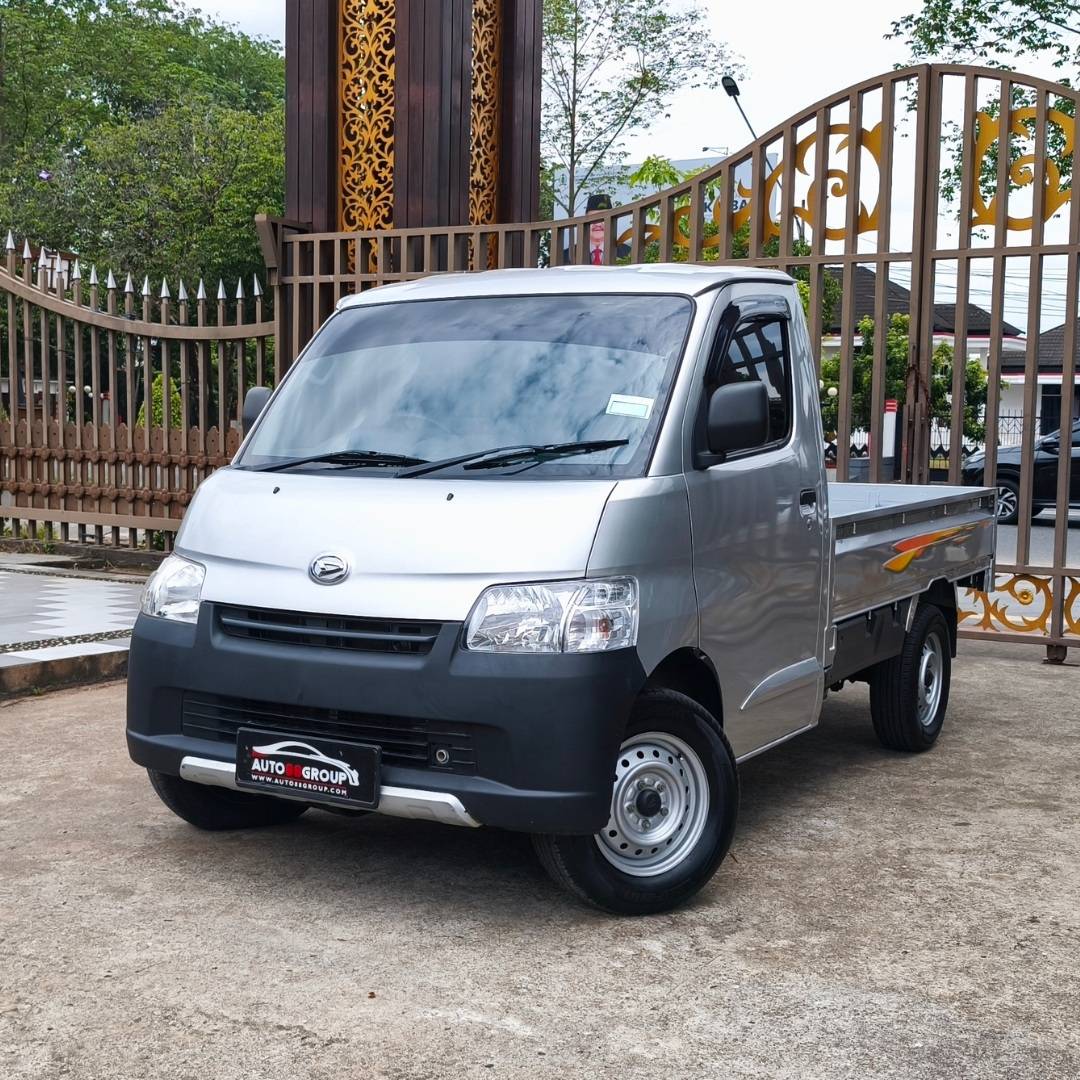 daihatsu-granmax-pick-up-pickup-1500-manual-standar-4x2-premium-silver-1rows-2023-z-8740-no-3372
