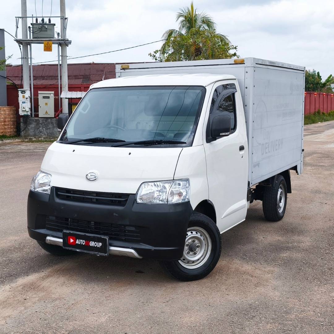 daihatsu-granmax-box-box-1500-manual-acps-alumunium-4x2-premium-white-1rows-2020-kb-8157-ay-3488