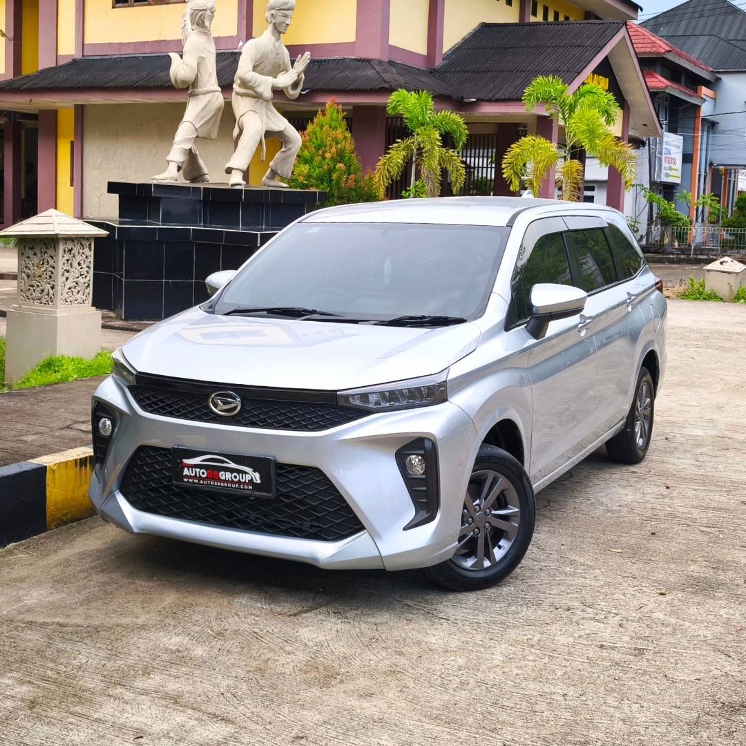 daihatsu-all-new-xenia-r-mpv-1300-manual-4x2-premium-silver-3rows-2022-kb-1192-mk-3519